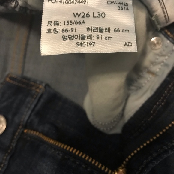Levi’s women’s mid rise 311 shaping skinny jean - Picture 4 of 7